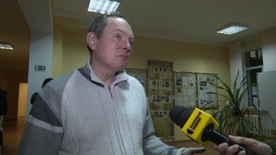"Діти плачуть і відмовляються йти на репетицію" — батьки про ситуацію зі звільненням диригента оркестру в Житомирі "Діти плачуть і відмовляються йти на репетицію" — батьки про ситуацію зі звільненням диригента оркестру в Житомирі
