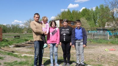 Відбудова на Київщині: історії трьох родин Відбудова на Київщині: історії трьох родин