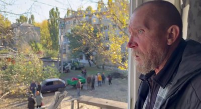 "Квартира і машина згоріли, але головне — живі". Жителі Шахтарського на Дніпропетровщині розповіли про нічну атаку РФ "Квартира і машина згоріли, але головне — живі". Жителі Шахтарського на Дніпропетровщині розповіли про нічну атаку РФ