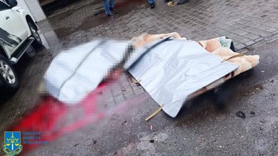 В Одесі через російську атаку загинули вісім людей та понад 20 поранених В Одесі через російську атаку загинули вісім людей та понад 20 поранених