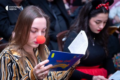 В одеському центрі "Мігдаль" відзначають Пурим: понад сто дітей зібралися на святкування В одеському центрі "Мігдаль" відзначають Пурим: понад сто дітей зібралися на святкування
