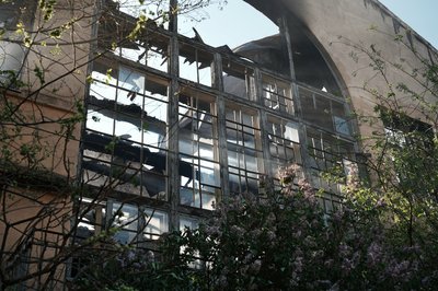 Слобідський район Харкова вночі 25 квітня був під атакою російських безпілотників: фоторепортаж з місця удару Слобідський район Харкова вночі 25 квітня був під атакою російських безпілотників: фоторепортаж з місця удару