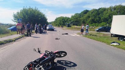 Внаслідок аварії травмувався неповнолітній водій, 10 серпня 2026 року, Хмельниччина Внаслідок аварії травмувався неповнолітній водій, 10 серпня 2026 року, Хмельниччина