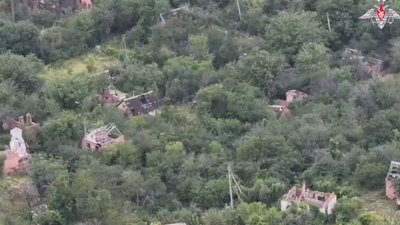 Скріншот відео з Telegram каналу Міноборони РФ про нібито захоплення Щербаківки Скріншот відео з Telegram каналу Міноборони РФ про нібито захоплення Щербаківки