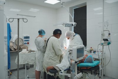 Операція у лікарні в Близнюках на Харківщині Операція у лікарні в Близнюках на Харківщині