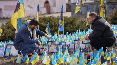Перенесення Меморіального скверу у Вінниці: чому це викликало дискусії Перенесення Меморіального скверу у Вінниці: чому це викликало дискусії
