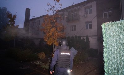 Рятувальники долучилися до ліквідації наслідків після російської атаки на Хмельниччину 26 жовтня 2024 Рятувальники долучилися до ліквідації наслідків після російської атаки на Хмельниччину 26 жовтня 2024