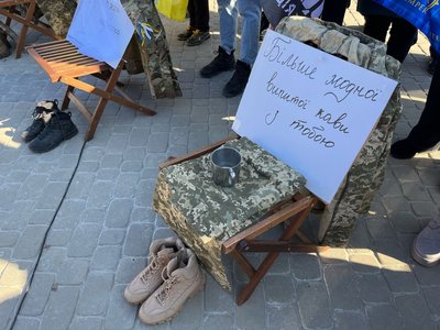 молебень, річниця війни, тернопіль, алея героїв, незламні молебень, річниця війни, тернопіль, алея героїв, незламні