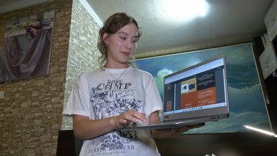 На Волині студенти роблять дрони, які відправлять на Донеччину та Луганщину На Волині студенти роблять дрони, які відправлять на Донеччину та Луганщину