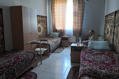 Підопічний та одна із кімнат відділення стаціонарного догляду села Стальнівці Мамалигівської громади Підопічний та одна із кімнат відділення стаціонарного догляду села Стальнівці Мамалигівської громади