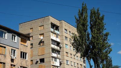 Багатоповерховий будинок Селидове Донецька область 14 серпня 2024 рік Багатоповерховий будинок Селидове Донецька область 14 серпня 2024 рік