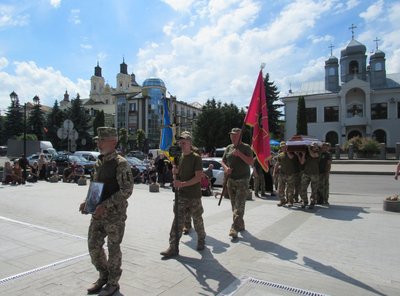 Похорон Олега Алкініна, похорон бійця