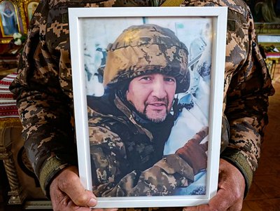 Ігор Степанюк добровільно долучився до війська 24 лютого 2022 року Ігор Степанюк добровільно долучився до війська 24 лютого 2022 року