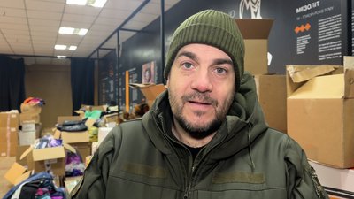 Привіз машину для евакуації й забрав пса з фронту: історія 75-ї поїздки італійського волонтера Привіз машину для евакуації й забрав пса з фронту: історія 75-ї поїздки італійського волонтера