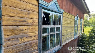 Внаслідок російської атаки на Чернігівщині пошкоджені жилі будинки Внаслідок російської атаки на Чернігівщині пошкоджені жилі будинки