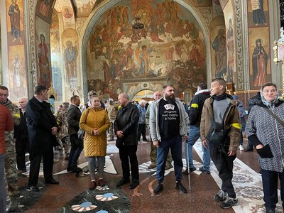 У Черкасах виникла бійка біля церкви У Черкасах виникла бійка біля церкви