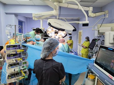 Батько віддав нирку, а мама – печінку: у Львові провели трансплантацію 13-річній харків'янці Батько віддав нирку, а мама – печінку: у Львові провели трансплантацію 13-річній харків'янці