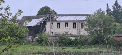 "Головне, щоб був зв'язок". Як у Великописарівській громаді живуть люди під постійними обстрілами РФ "Головне, щоб був зв'язок". Як у Великописарівській громаді живуть люди під постійними обстрілами РФ