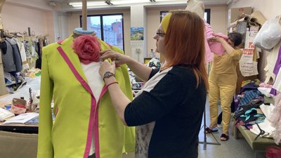 Процес створення костюмів для акторів ХНАТОБ Процес створення костюмів для акторів ХНАТОБ