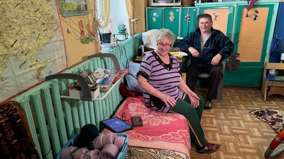 Людмила Кулініч та Геннадій Кулініч переселенці з Мирнограда Царичанка Дніпропетровська область Людмила Кулініч та Геннадій Кулініч переселенці з Мирнограда Царичанка Дніпропетровська область
