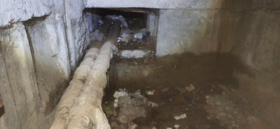 Через прорив тепломережі низка будинків та установ серед ночі залишилися без тепла у Рівному Через прорив тепломережі низка будинків та установ серед ночі залишилися без тепла у Рівному
