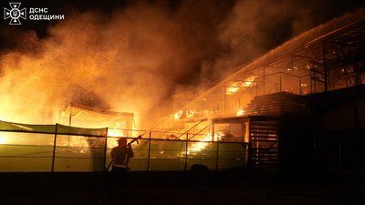 В Одесі сталася пожежа у клубі "Трумен"