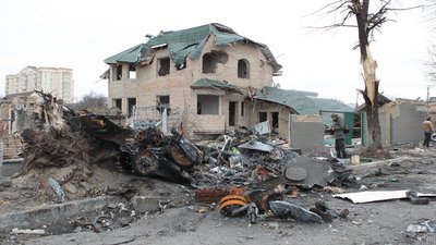 На Київщині вартість розбирання завалів зруйнованих РФ будівель може сягнути 5 млрд доларів На Київщині вартість розбирання завалів зруйнованих РФ будівель може сягнути 5 млрд доларів