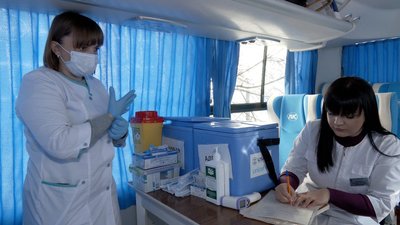 "Операція: вакцинація": у Вінниці безплатно робили щеплення та обстежували