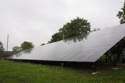 Сонячні панелі, комунальне підприємство "Водоканал", проєкт "Створення сотової енергомережі", енергоострів, енергонезалежна громада, енергоефективність, Долина
