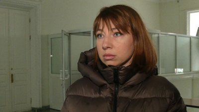 Проти дистанційного навчання: у Чернігові батьки прийшли до міськради, щоб вирішити формат навчання Проти дистанційного навчання: у Чернігові батьки прийшли до міськради, щоб вирішити формат навчання