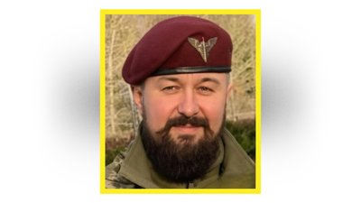 Двох захисників України — Василя Слезного та Ігоря Басанця поховали 9 жовтня на Чернігівщині Двох захисників України — Василя Слезного та Ігоря Басанця поховали 9 жовтня на Чернігівщині