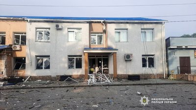 Атка на Чернігівщині: росіяни атакували комплекс відпочинку, постраждала людина Атка на Чернігівщині: росіяни атакували комплекс відпочинку, постраждала людина