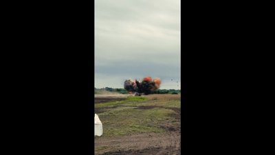 Російський "шахед" атакував тракториста, який працював у полі: що розповів чоловік Російський "шахед" атакував тракториста, який працював у полі: що розповів чоловік
