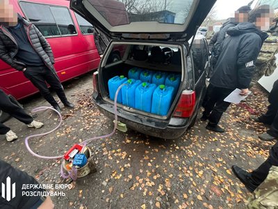 Крадіжки пального для фронту: на Полтавщині повідомили про підозри військовим Крадіжки пального для фронту: на Полтавщині повідомили про підозри військовим