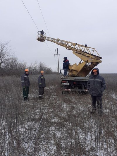 Володимир Герасимів з колегами відновлює енергомережі на Миколаївщині