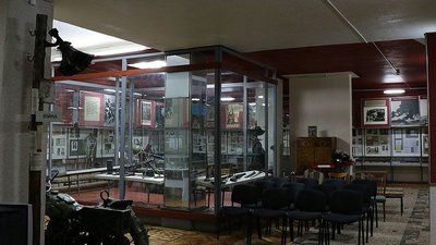 Виставкова зала музею Виставкова зала музею