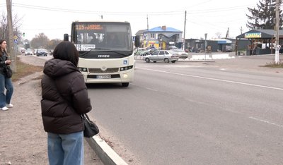Чому приміським маршруткам заборонили висаджувати пасажирів на зупинках Черкас Чому приміським маршруткам заборонили висаджувати пасажирів на зупинках Черкас