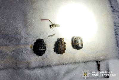 зброя зберігання незаконне зброя зберігання незаконне