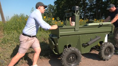 Апгрейд для дронів: як на Черкащині вдосконалили наземні роботизовані комплекси Апгрейд для дронів: як на Черкащині вдосконалили наземні роботизовані комплекси