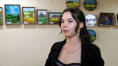 В Житомирі влаштували благодійну виставку, збираючи гроші на протез для десантника В Житомирі влаштували благодійну виставку, збираючи гроші на протез для десантника