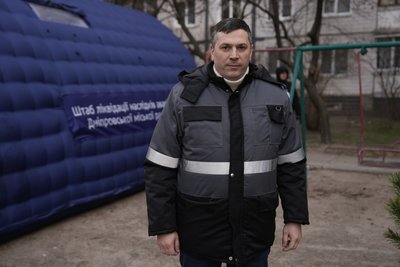 "Вибух був такий, що нас аж підкинуло". Що відбувається на місці нічної атаки по Дніпру на ранок 10 січня "Вибух був такий, що нас аж підкинуло". Що відбувається на місці нічної атаки по Дніпру на ранок 10 січня