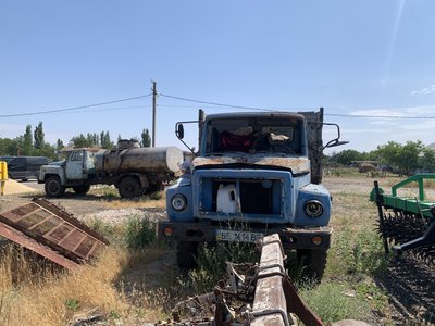 Відновлене після обстрілів господарство Відновлене після обстрілів господарство