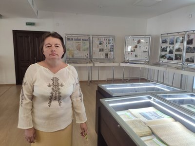 Заступниця начальника відділу Держархіву області Ольга Дишлюк, виставка, 80-й річниця депортації українців