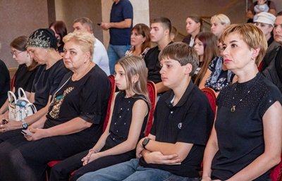 На Черкащині вручили відзнаки родинам полеглих захисників На Черкащині вручили відзнаки родинам полеглих захисників