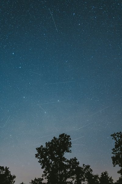 Персеїди, зірки, метеорний потік, космос, небо, нічне небо, зорі, краса Персеїди, зірки, метеорний потік, космос, небо, нічне небо, зорі, краса