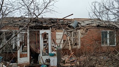 Поліція Харківщини показала наслідки ракетного удару РФ по Куп'янському району Поліція Харківщини показала наслідки ракетного удару РФ по Куп'янському району
