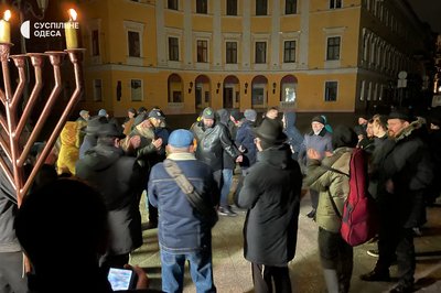 В Одесі святкують перший день Хануки