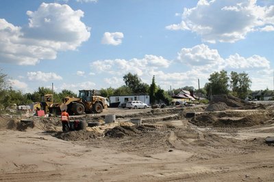 У Тростянці на Сумщині розпочали реконструкцію Привокзальної площі У Тростянці на Сумщині розпочали реконструкцію Привокзальної площі
