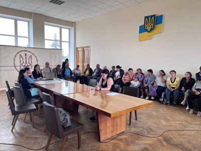 У громаді на Волині зібралися на громадські слухання щодо будівництва полігону для сміття У громаді на Волині зібралися на громадські слухання щодо будівництва полігону для сміття
