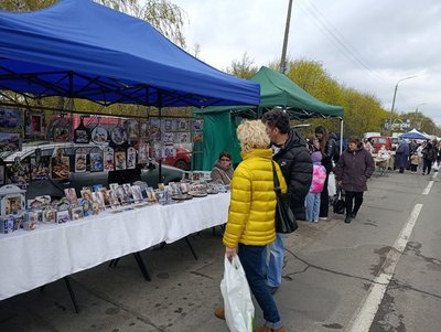 До ярмарку "Квітуча Україна" долучилось понад 100 учасників До ярмарку "Квітуча Україна" долучилось понад 100 учасників